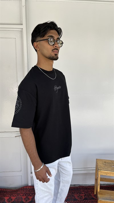 Casualment Regale Oversize Premium T-Shirt
