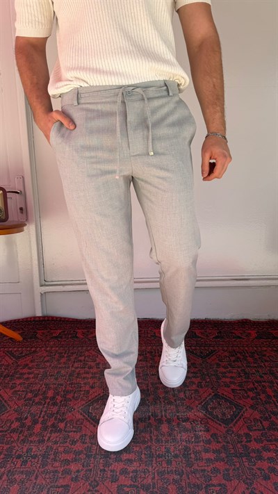 Gümüş Gri Pilesiz Bağcıklı Erkek Pantolon