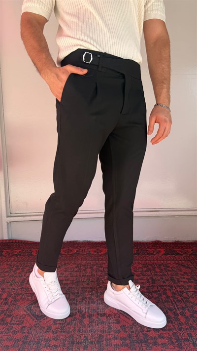 Siyah Tokalı Pileli Erkek Kumaş Pantolon