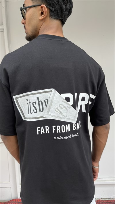 Far From Basic Oversize Siyah T-Shirt