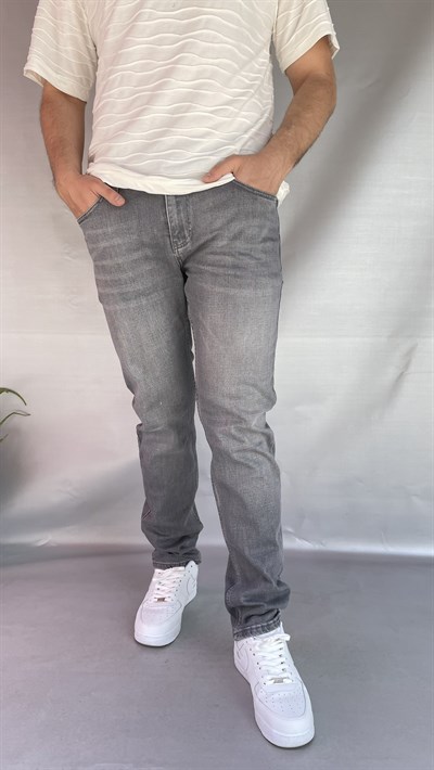 Gri Düz Slim Fit Jean