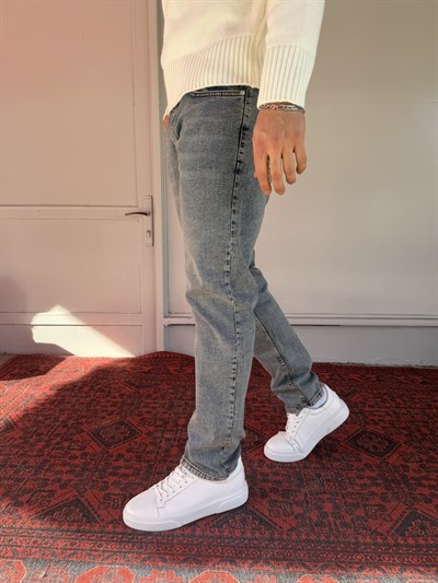 Keps Açık Mavi Parmak Yıkamalı Regular Jean