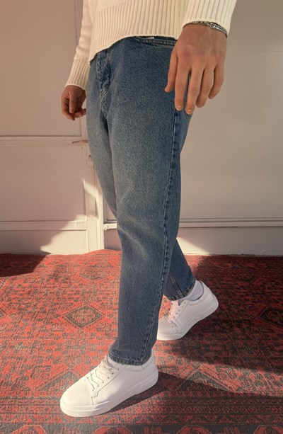 Keps Cep Yırtık Detay Boyfriend Jean