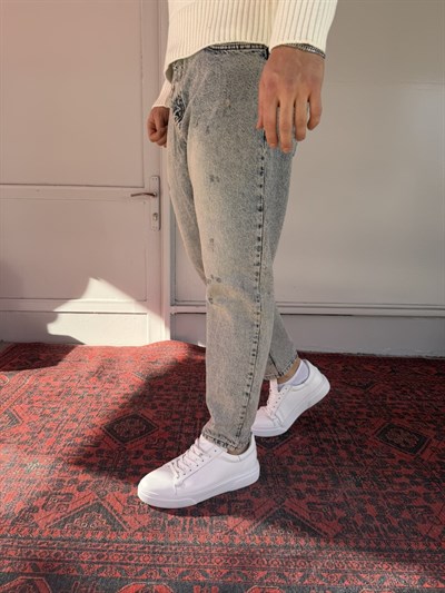 Keps Eskitme-Yırtık Detaylı Boyfriend Jean