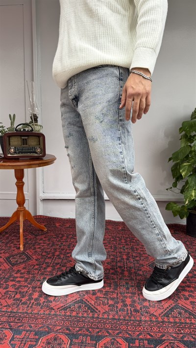 Keps Tek Diz Üstü Yırtık Baggy Jean