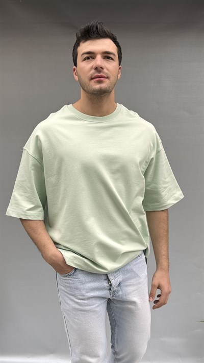 Yan Yırtmaç Detay Oversize T-shirt