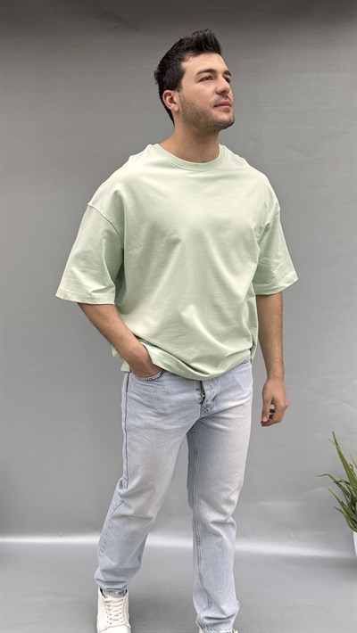 Yan Yırtmaç Detay Oversize T-shirt
