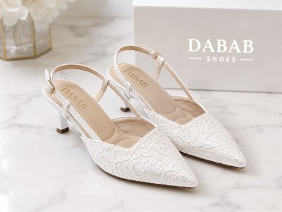 JULIE Kadın Beyaz Dantel Dokulu Sivri Burun 5 cm Topuklu Slingback Ayakkabı