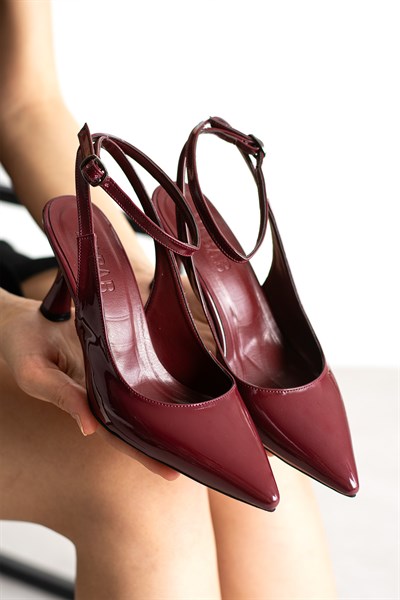 JULIETTE Kadın Bordo Rugan Sivri Burun Bilekten Bantlı 7 Cm İnce Topuklu Slingback Ayakkabı