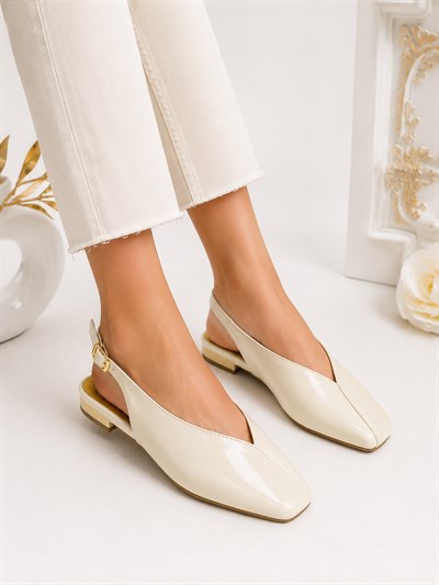 LIVORA Kadın Krem Kare Burun Tokalı Düz Taban Slingback Casual Babet Ayakkabı