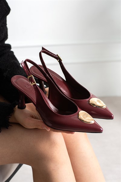 MEALIS Kadın Bordo Kırışık Rugan Sivri Burun Gold Aksesuarlı Bilekten Bantlı 7 Cm Topuklu Slingback Ayakkabı