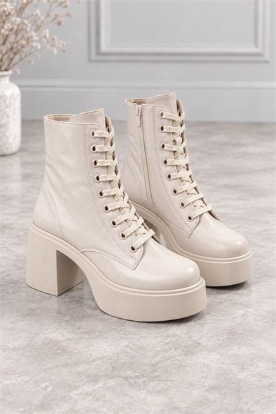 MELVIAN Kadın Bej Kırışık Rugan Bağcıklı Fermuarlı İçi Kürklü 8 Cm Kalın Topuklu 3 Cm Platform