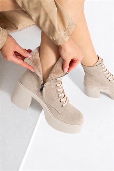 MELVIAN Kadın Bej Lüks Süet Bağcıklı Fermuarlı İçi Kürklü 8 Cm Kalın Topuklu 3 Cm Platform Bot Bootie