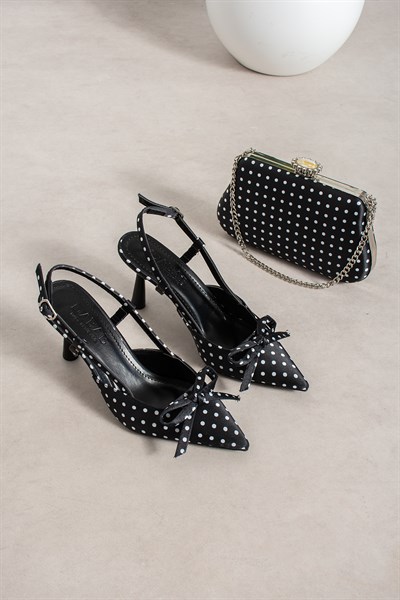 POLKIA Puantiye Desenli Siyah Saten Fiyonk Detaylı Sivri Burun Slingback 7 cm İnce Topuklu Ayakkabı ve Zincir Askılı Çanta Seti