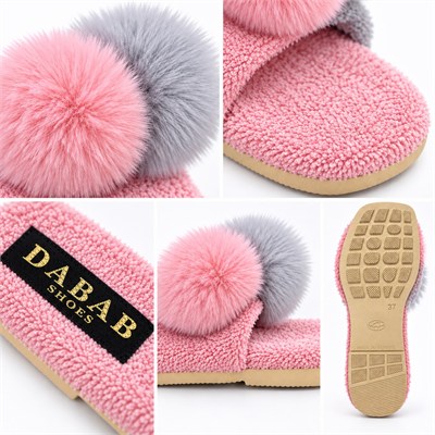POMELLA Kadın Pembe Çift Ponponlu Peluş Bantlı Kaymaz Tabanlı Önü Açık Ev Terliği