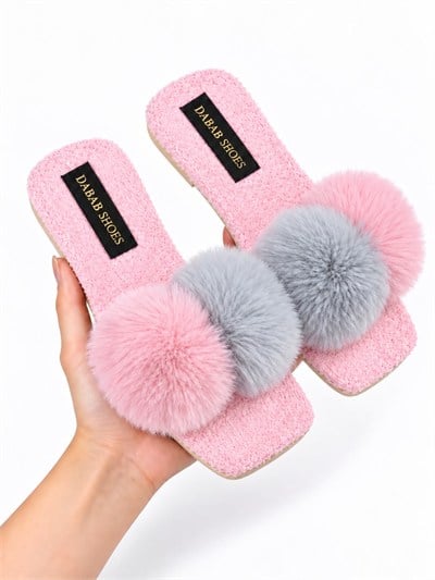 POMELLA Kadın Pembe Çift Ponponlu Peluş Bantlı Kaymaz Tabanlı Önü Açık Ev Terliği