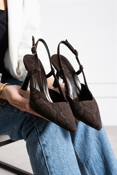 SNAPE Kadın Acı Kahve Yılan Desenli Sivri Burun 7 cm Topuklu Slingback Ayakkabı