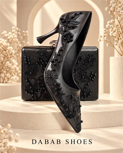 VIANEL Kadın Siyah Çiçek Nakışlı İnci Detaylı Sivri Burun 7 Cm Kadeh Topuklu Stiletto Ayakkabı ve Abiye Çanta