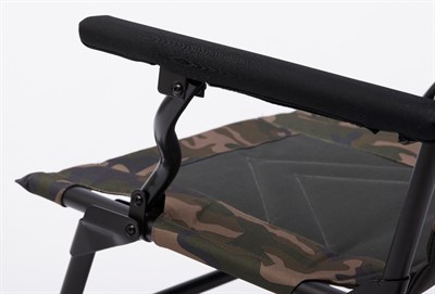 Prologic Avenger Relax Camo Chair W/Armrests&Covers 140 KG
