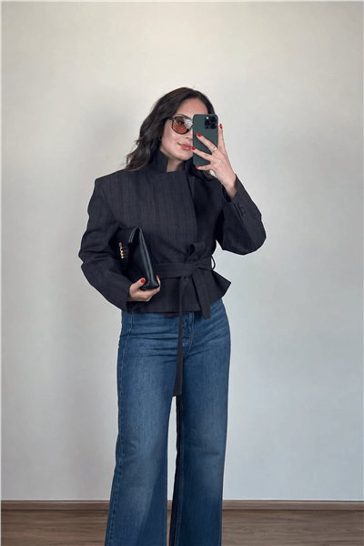 Kahve Kısa Kemerli Blazer Ceket