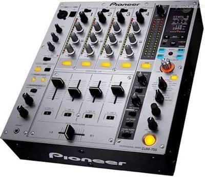 PIONEER DJM-750S MIXER