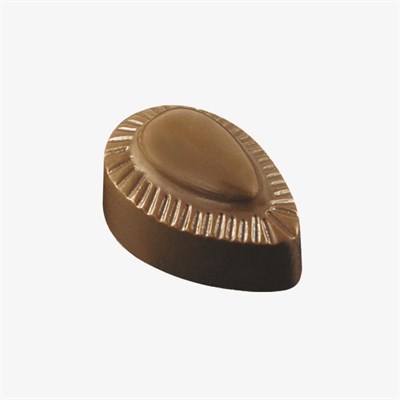 Yaldızlı Dekorlu Badem Kırmızı  2,5 kg
