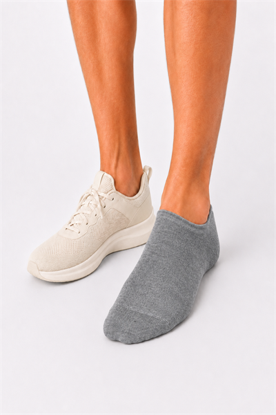 Erkek Bambu Dikişsiz 4 Mevsim Görünmez Sneaker Çorabı – 12 Çift - GRİ