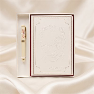 Victorias Journals Atatürk  - Özel Seri Defter Ve Metal Kalem Seti. Kutulu-Portre- Beyaz