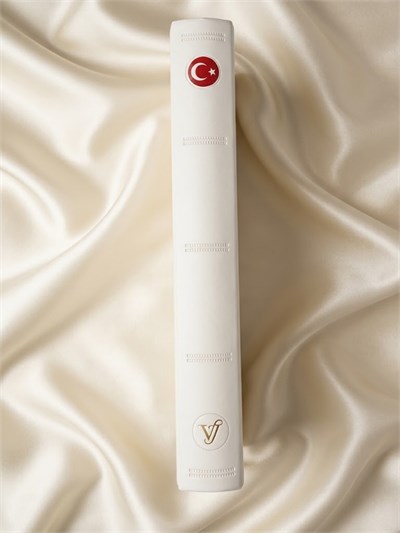 Victorias Journals Atatürk  - Özel Seri Defter Ve Metal Kalem Seti. Kutulu-Portre- Beyaz