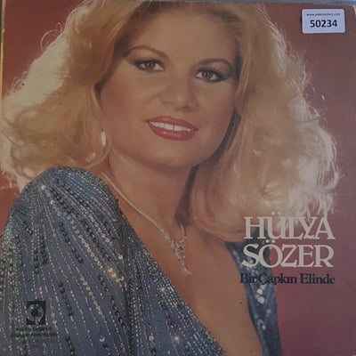hulya-sozer-bir-capkin-elinde-acilir-k-487102.jpg
