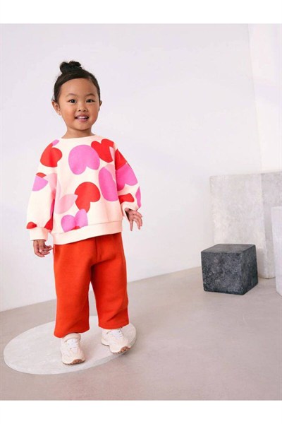Neo Kids Kız Çocuk İkili Kombin – Pembe Kırmızı Kalpli Sweatshirt ve Alt🎀