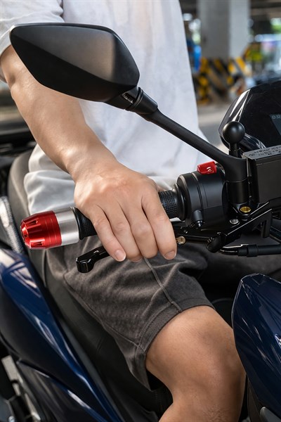 Universal Motosiklet Gidon Denge Topuzu Vidalı Cnc Kırmızı