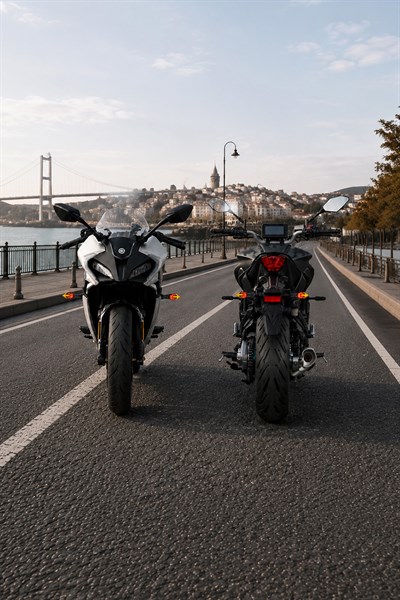 Universal Sinyal Ledi Çift Ok Kasa Vidalı | Tüm Motosikletler İle Uyumlu