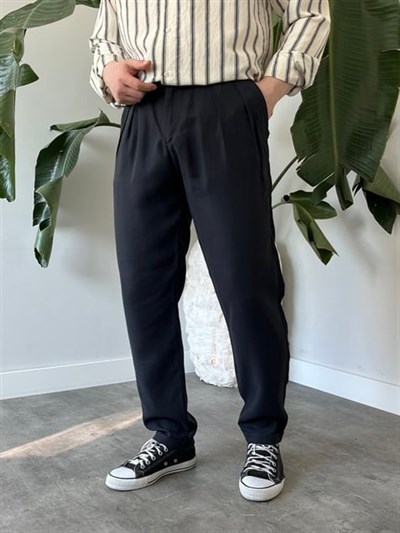 Keps Tensel Kumaş Boyfriend Pantolon Siyah