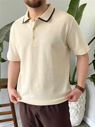 Yaka Detay Basic Krem Tişört