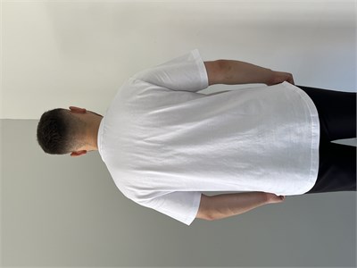 Oval Kesim Basic Beyaz Tişört