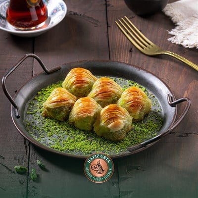 FISTIKLI MİDYE BAKLAVA