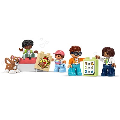 ADOL-LED10428 BIG INTERACTIVE COMMUNITY TRAIN 2