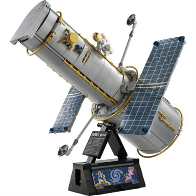 ADOL-LMC11382 HUBBLE TELESKOP 2