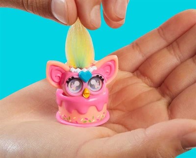 INT-G0457 FUR FURBY MINIS 12