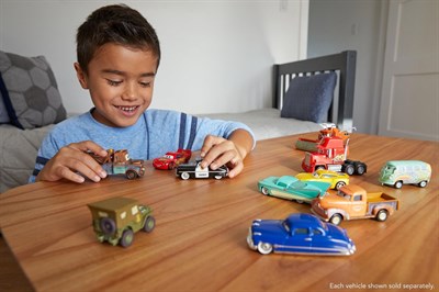 MATE-DXV29 CARS 3 TEKLI KARAKTER ARACLAR 24