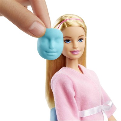 MATE-GJR84 BARBIE YUZ BAKIMI YAPIYOR OYUN SETI 3