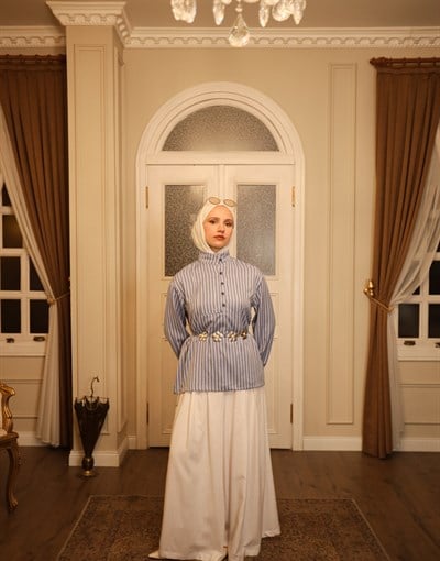 MARY YÜKSEK YAKA ÇİZGİLİ GÖMLEK MAVİ