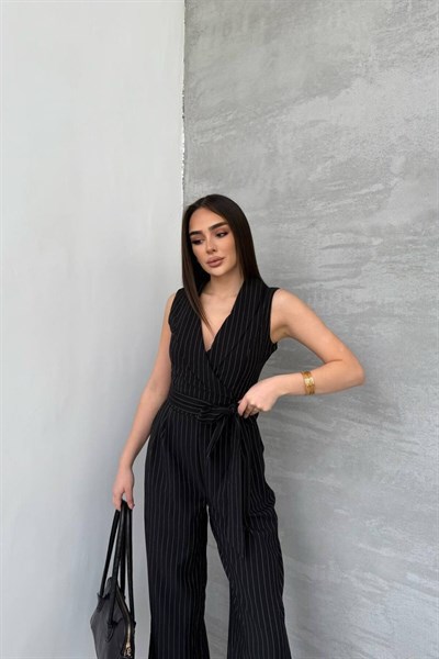 KADIN KRUVAZE YAKA CEPLİ VE KUŞAKLI KOLSUZ ÇİZGİLİ TULUM