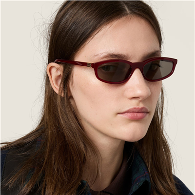 Miu Miu MU A06S 21I80Q 54 - Bordo Kadın Güneş Gözlüğü
