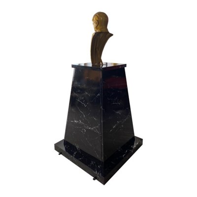 Atatürk Büstü (70cm Alüminyum)+ Kaide (120cm)+ Alt Tabla Granit Desenli