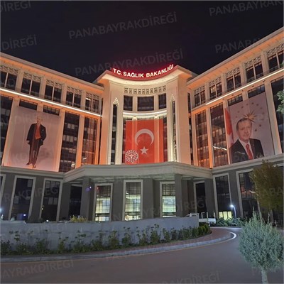 CEPHE BAYRAK ASMA SİSTEMİ OTOMATİK MOTORLU UZAKTAN KUMANDALI 300x450 CM