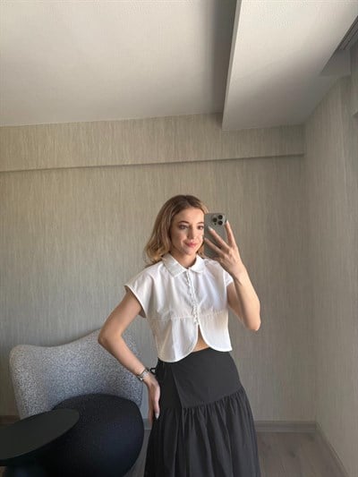 Beyaz Brit Detaylı Crop Gömlek