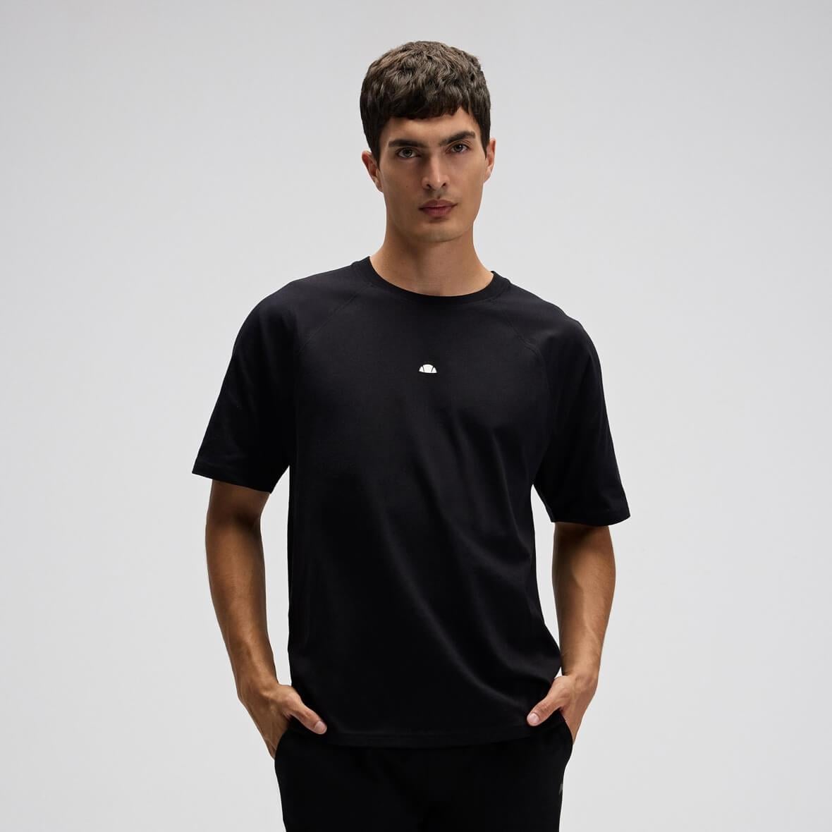 Ellesse EM557-BK Erkek Basic T-shirt - Siyah
