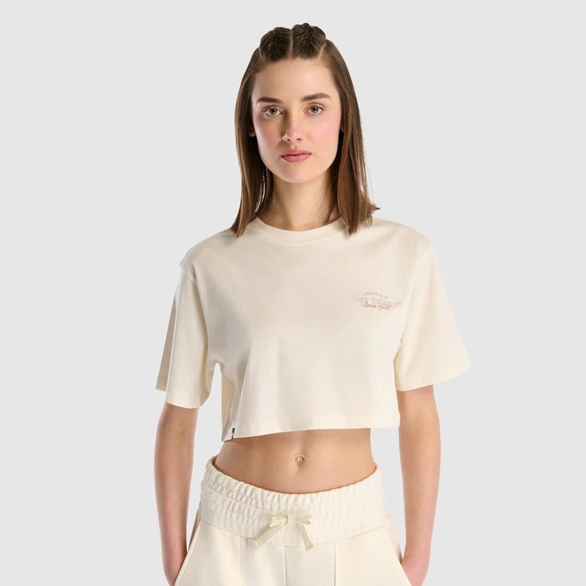 New Balance WNT1506-SST Crop Kadın T-Shirt - Bej